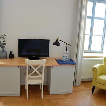 Penzion Masarykova 37 Hluboka Nad Vltavou Ngoại thất bức ảnh