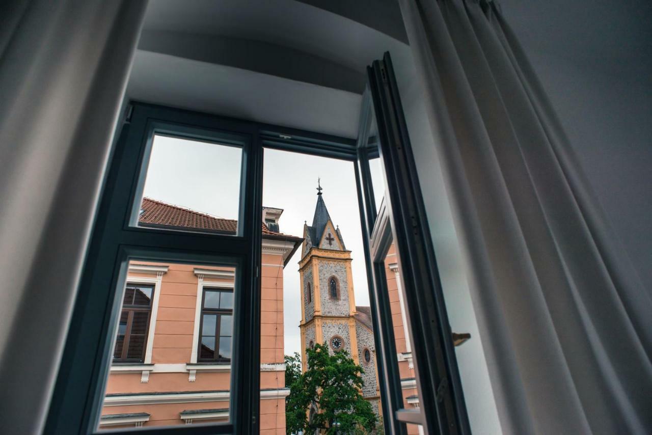 Penzion Masarykova 37 Hluboka Nad Vltavou Ngoại thất bức ảnh