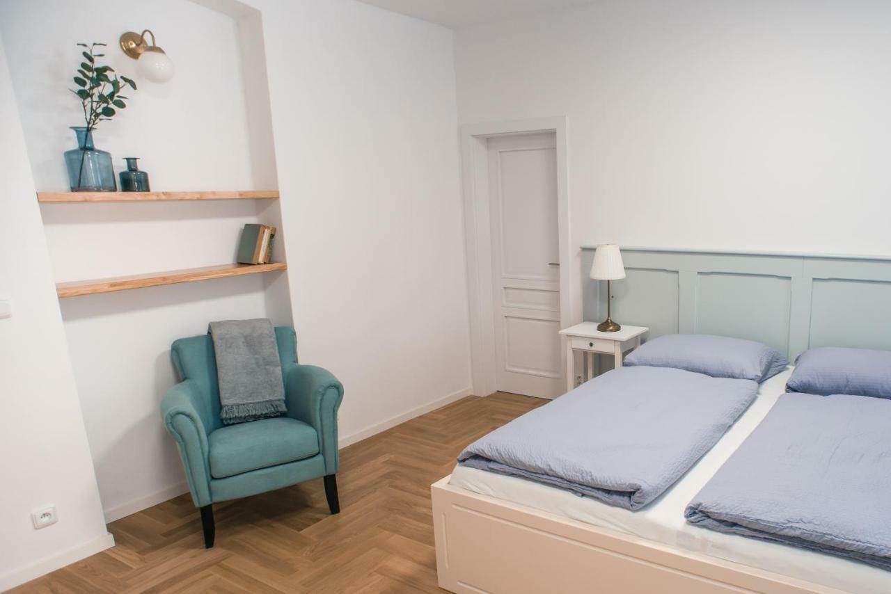 Penzion Masarykova 37 Hluboka Nad Vltavou Ngoại thất bức ảnh