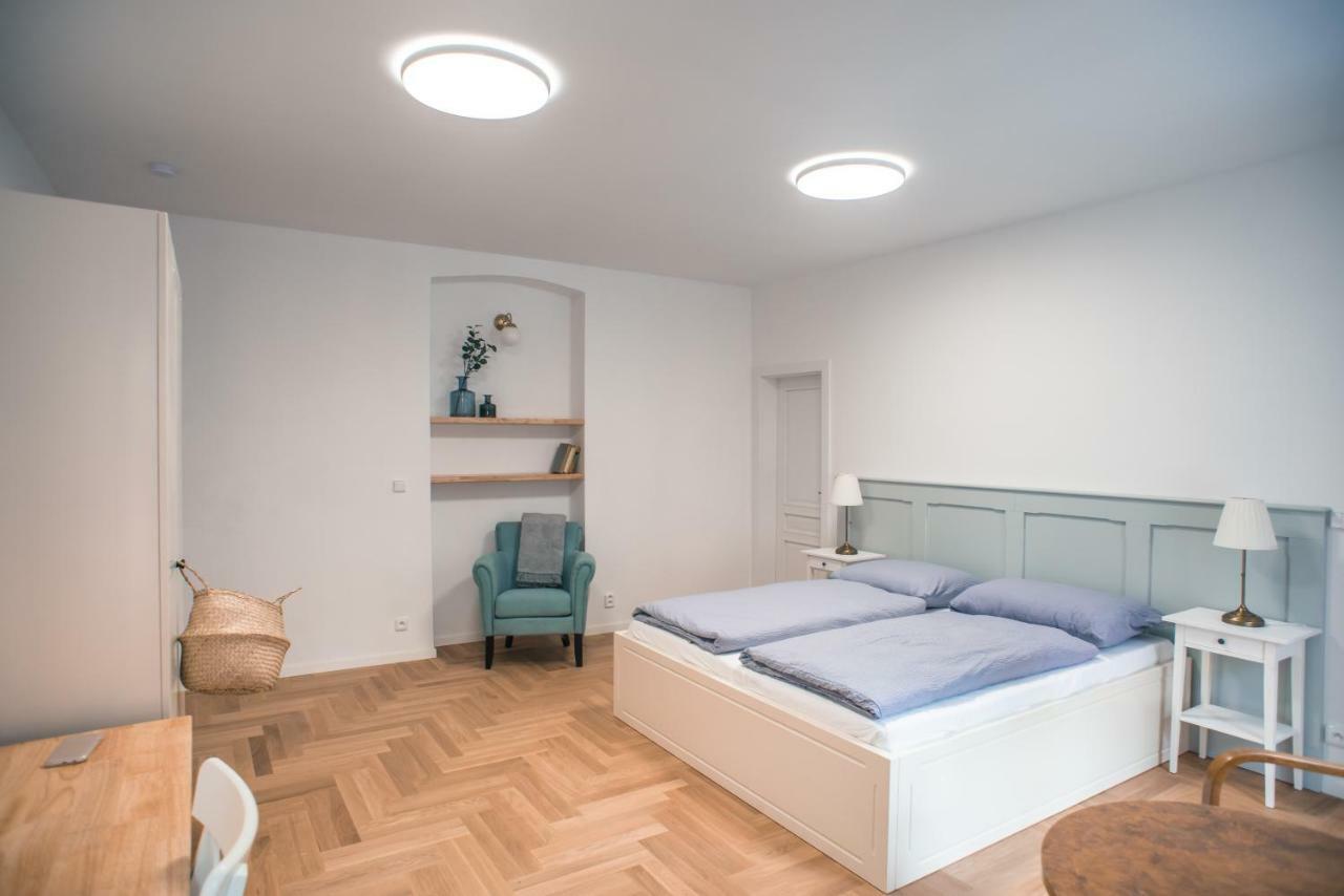 Penzion Masarykova 37 Hluboka Nad Vltavou Ngoại thất bức ảnh